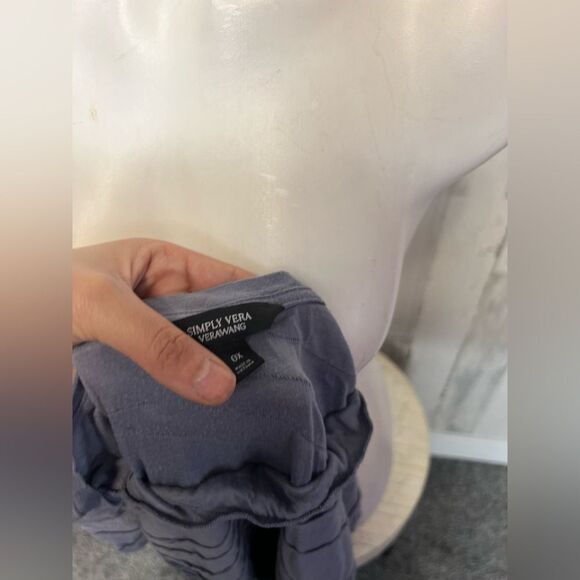 Gray blouse - Picture 2 of 5